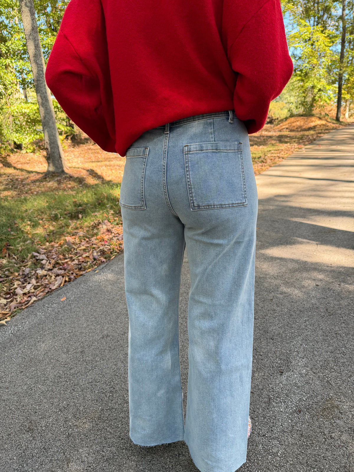 Wide Leg Light Wash Jeans