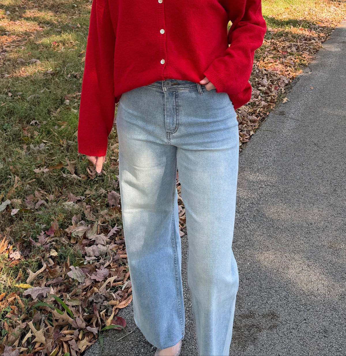 Wide Leg Light Wash Jeans