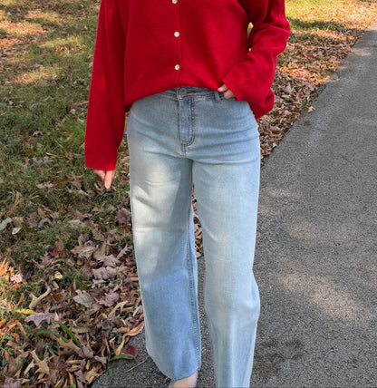 Wide Leg Light Wash Jeans